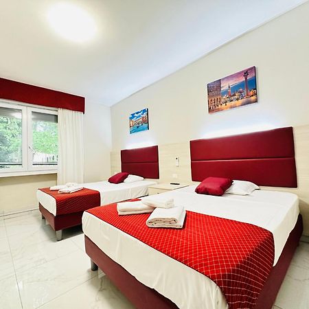 Dream Hub Hotel เมสเตร ภายนอก รูปภาพ