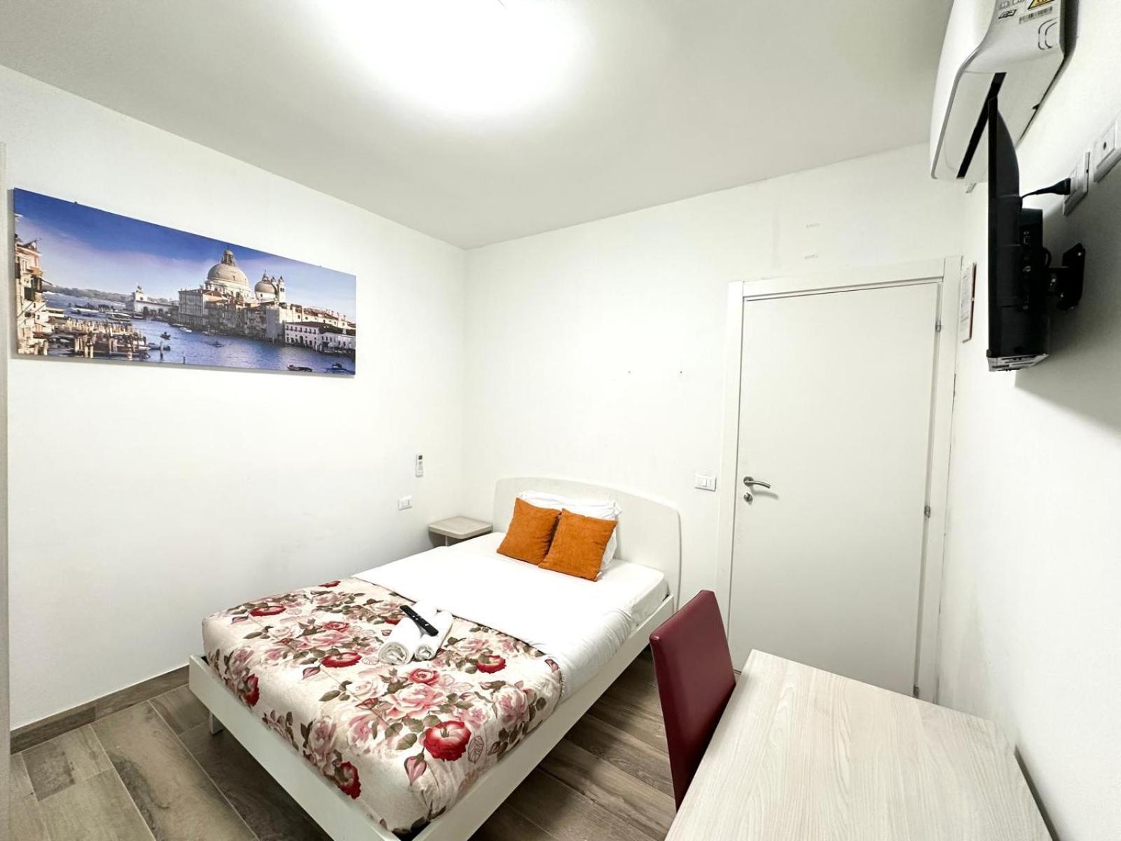 Dream Hub Hotel เมสเตร ภายนอก รูปภาพ